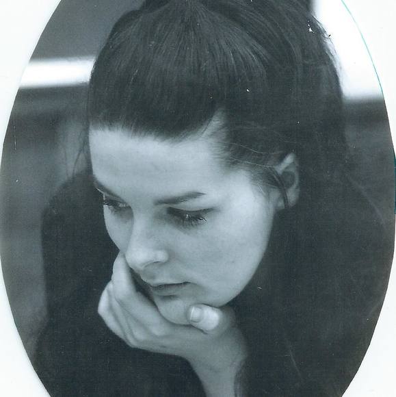 Meet your Posher, Lucille - Picture 1 of 1